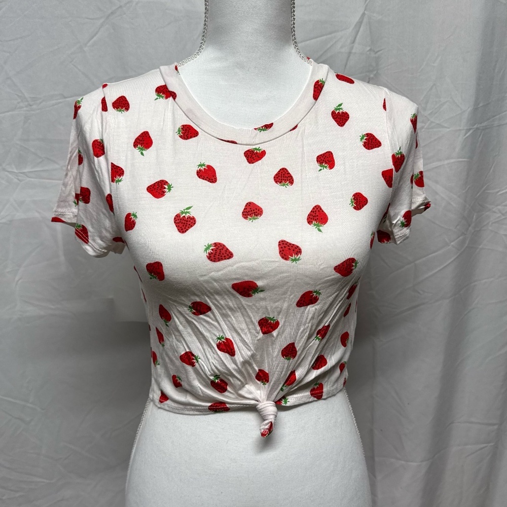 New Strawberry Print Tie Crop Top